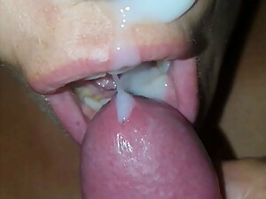 Cum on my wife's face and then swallow