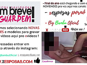 O comedor DOTADO come ENQUANTO CORNO bate punheta pra ESPOSA ! Big Bambu casal REAL do Swing Isabelle Fontes Escort Girl